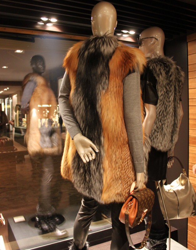 WE Chronicle: Louis Vuitton Inaugurates New “Winter Resort” Store in Gstaad