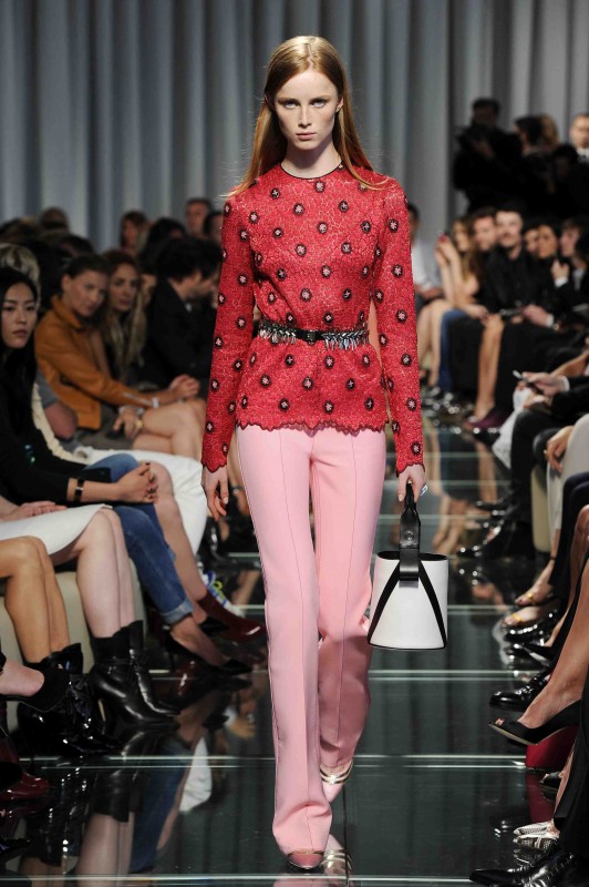 Louis Vuitton Resort 2023 Fashion Show - Vogue Scandinavia